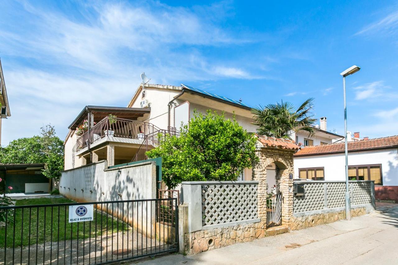 Aleksic Apartment Medulin Exterior photo