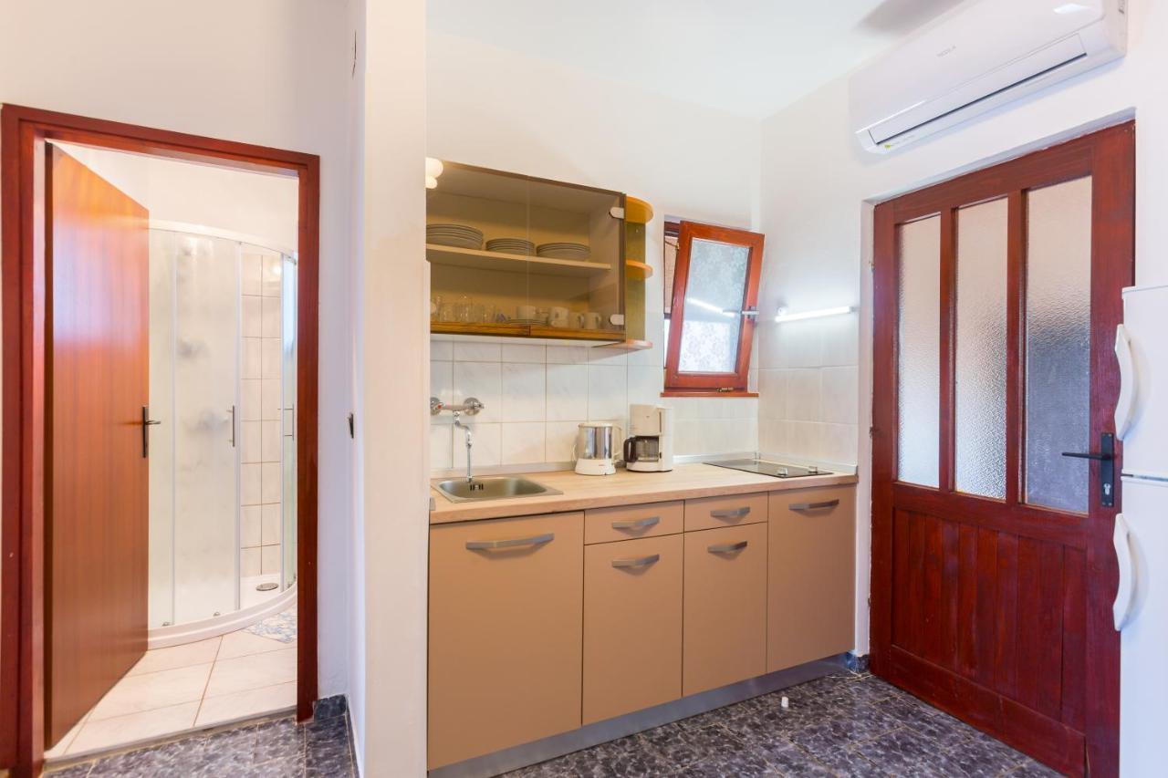 Aleksic Apartment Medulin Exterior photo