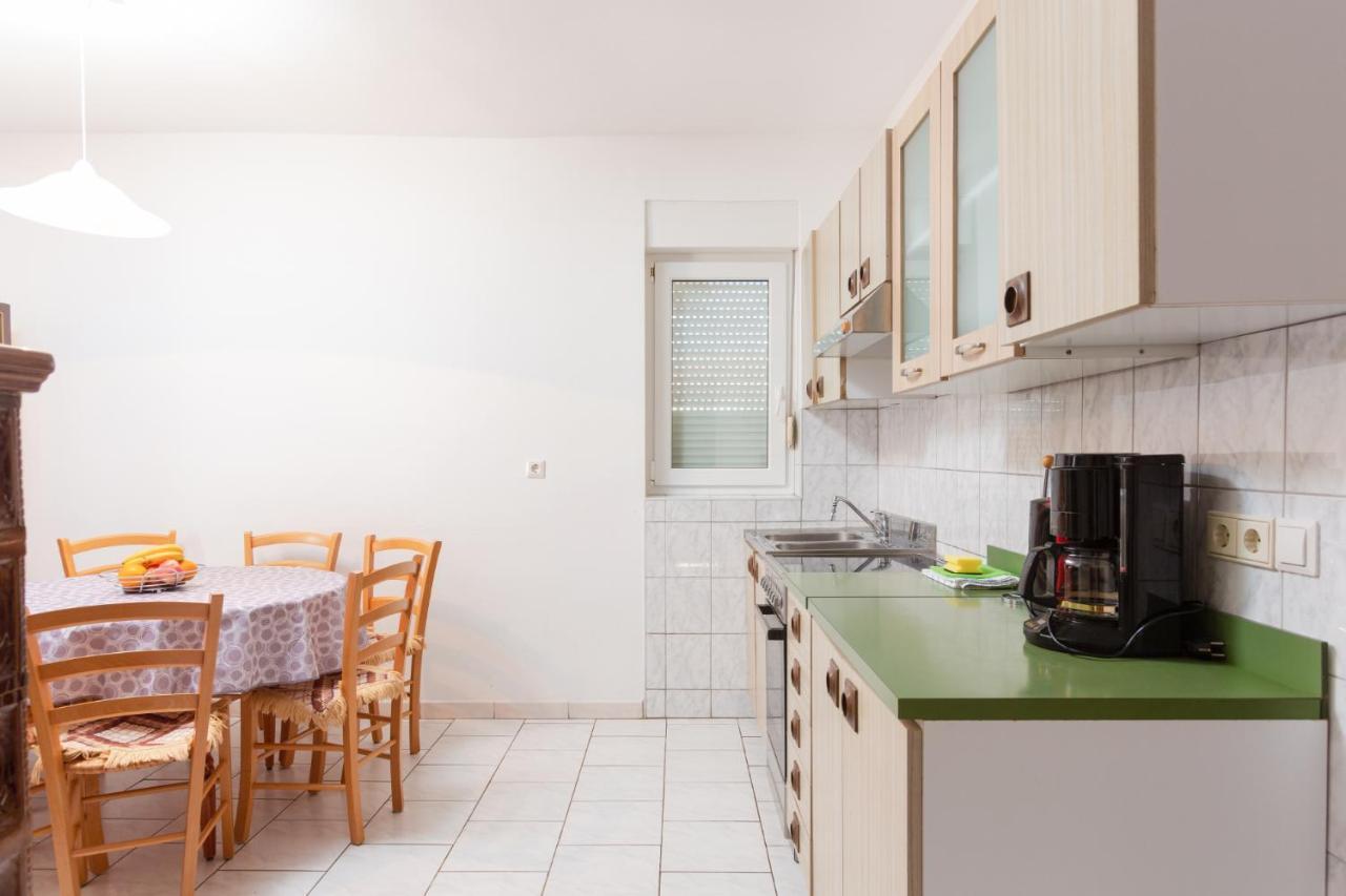 Aleksic Apartment Medulin Exterior photo